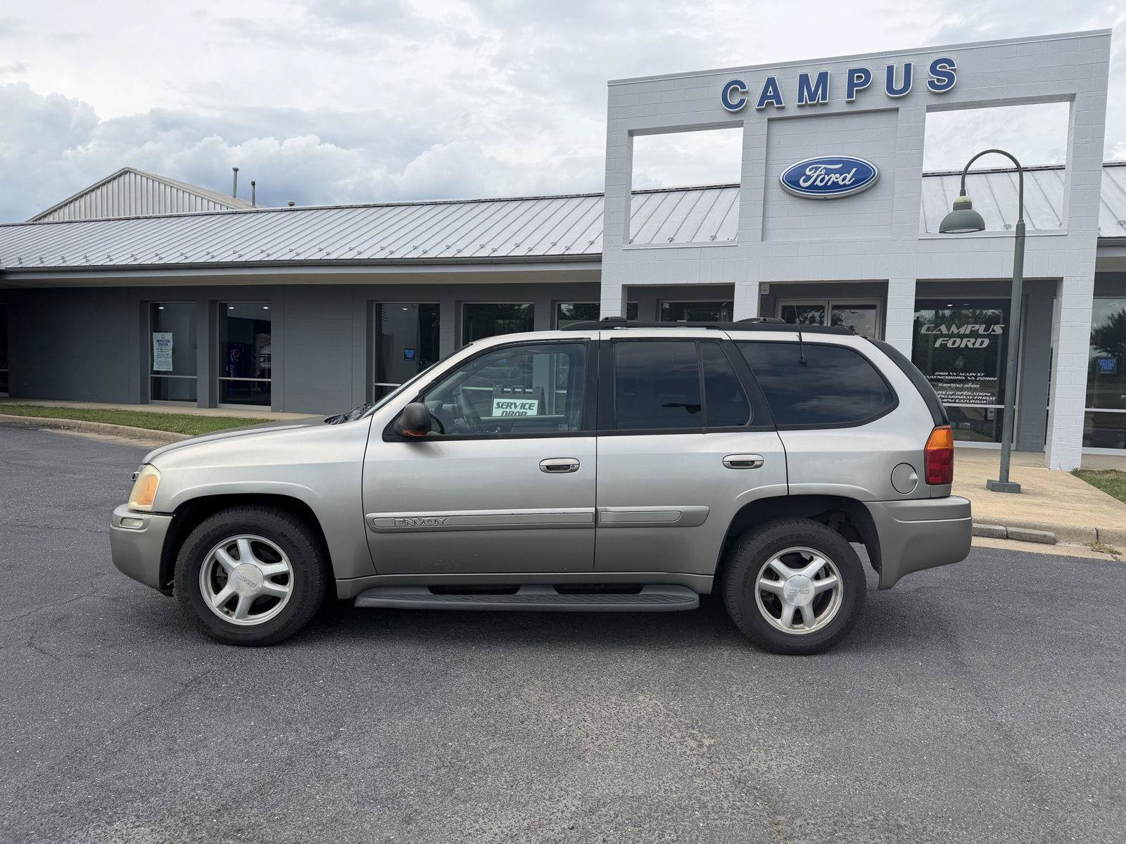 Used 2002 GMC Envoy SLT AWD/4WD image 2