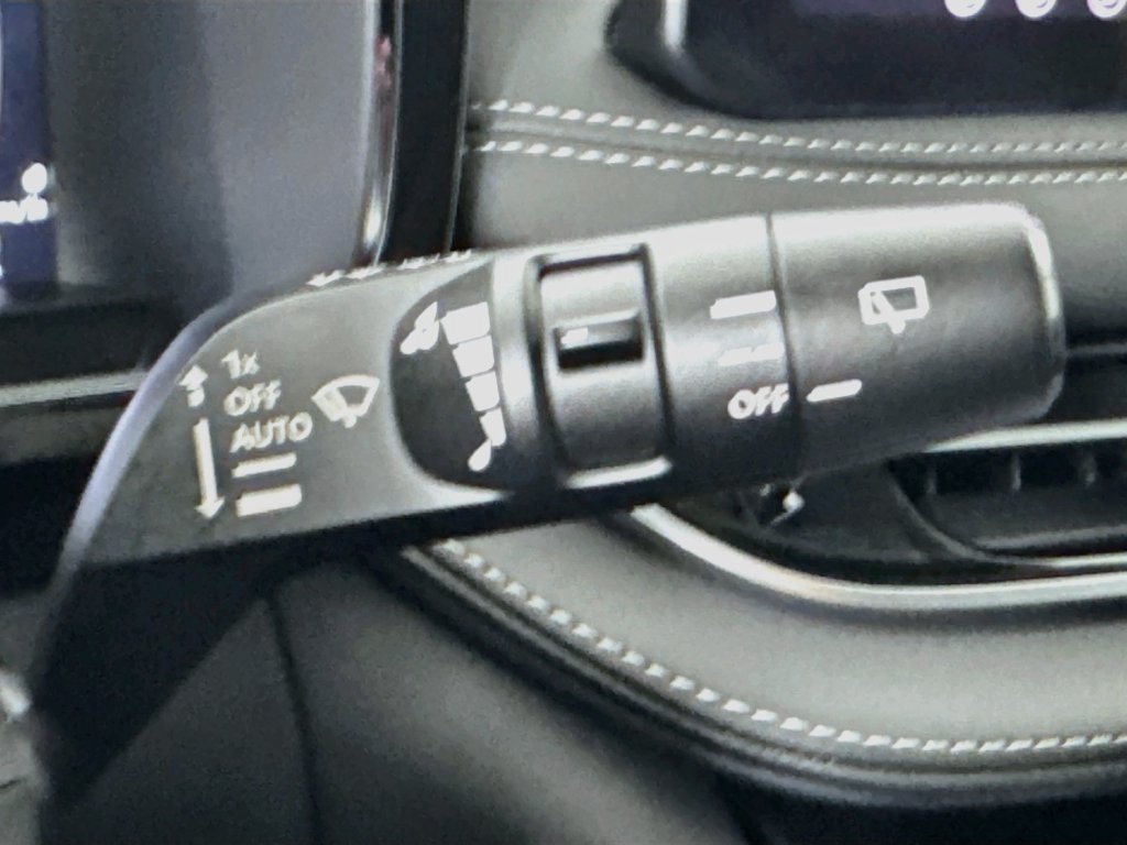 Certified 2027 INFINITI QX60 Luxe w/ Cargo Package FWD image 16