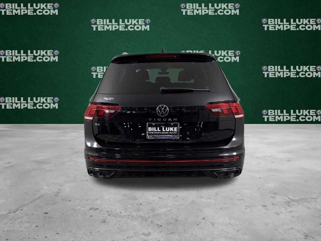 Used 2022 Volkswagen Tiguan SE R-Line image 8