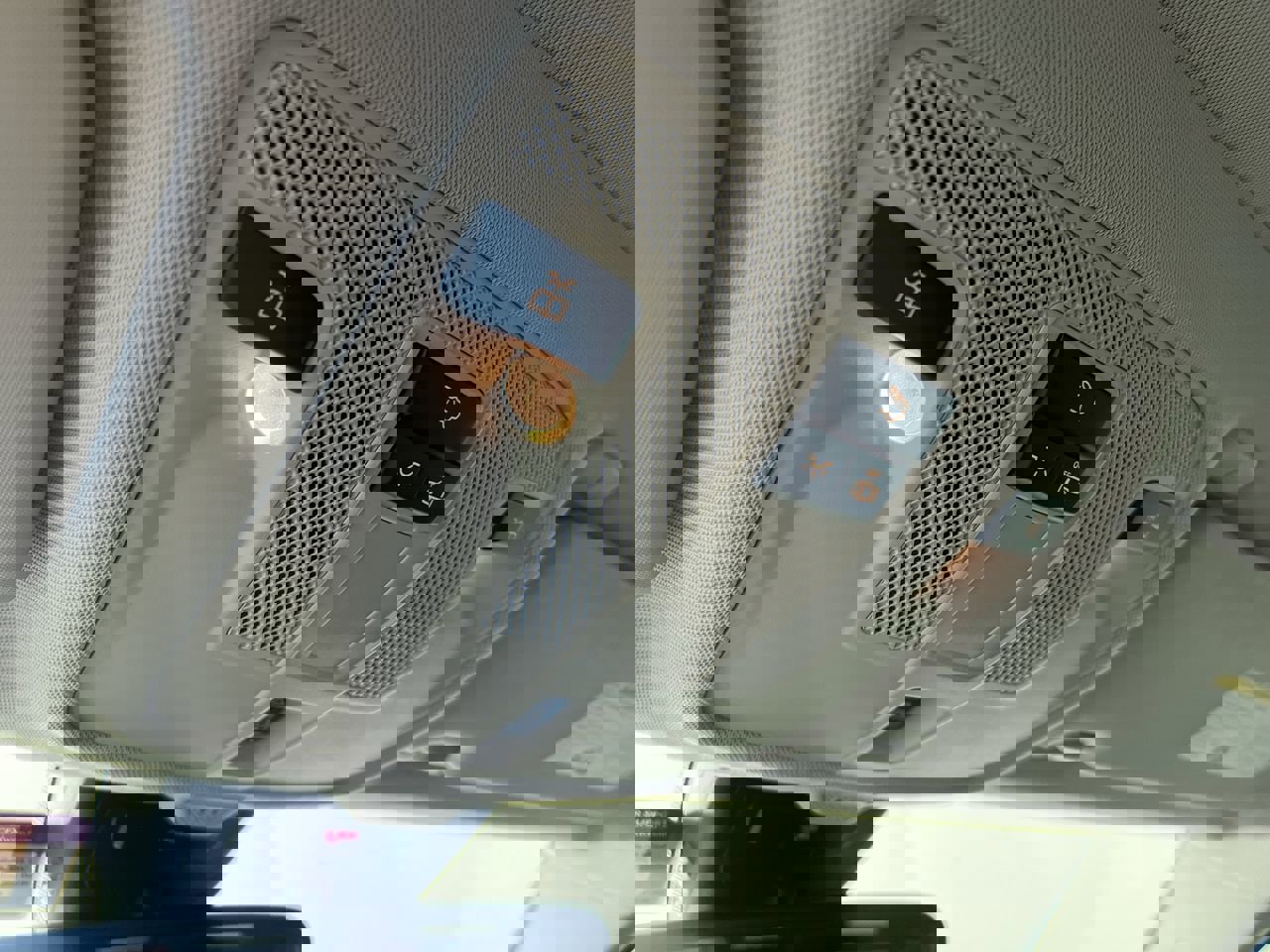 Used 2018 INFINITI QX30 Premium w/ Navigation Package image 18