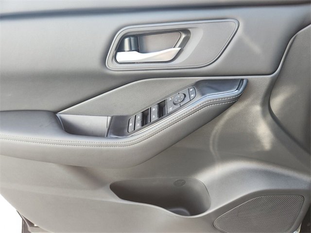 New 2026 Nissan Rogue SV image 20