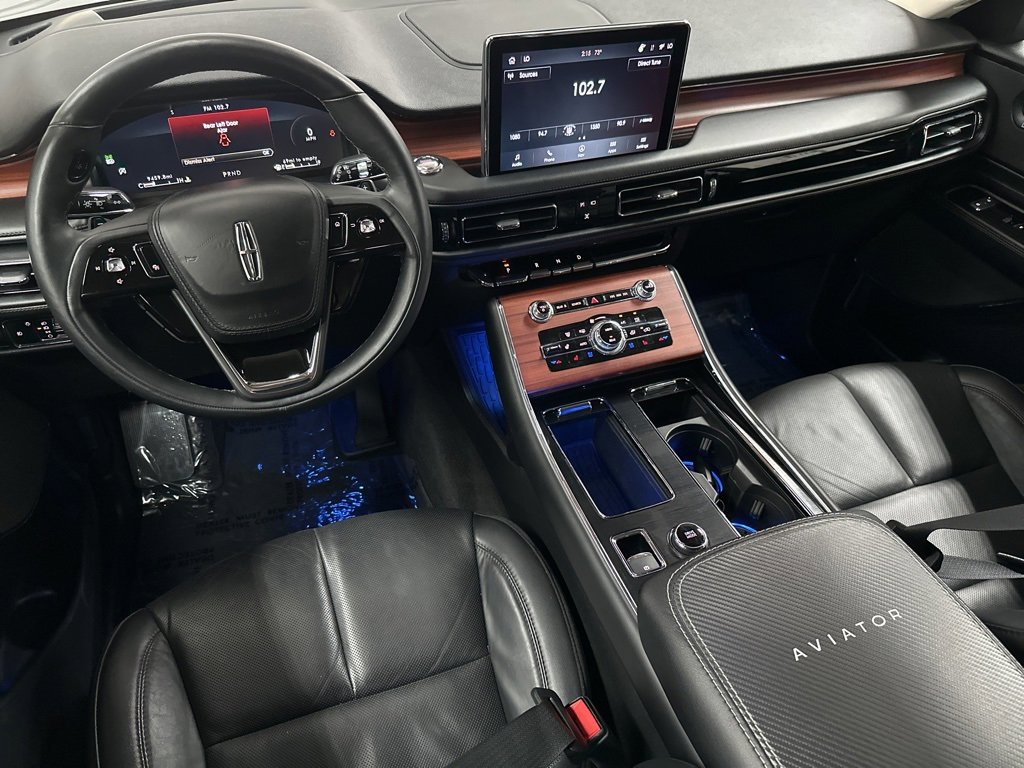 Used 2023 Lincoln Aviator Reserve w/ Equipment Group 201A image 12