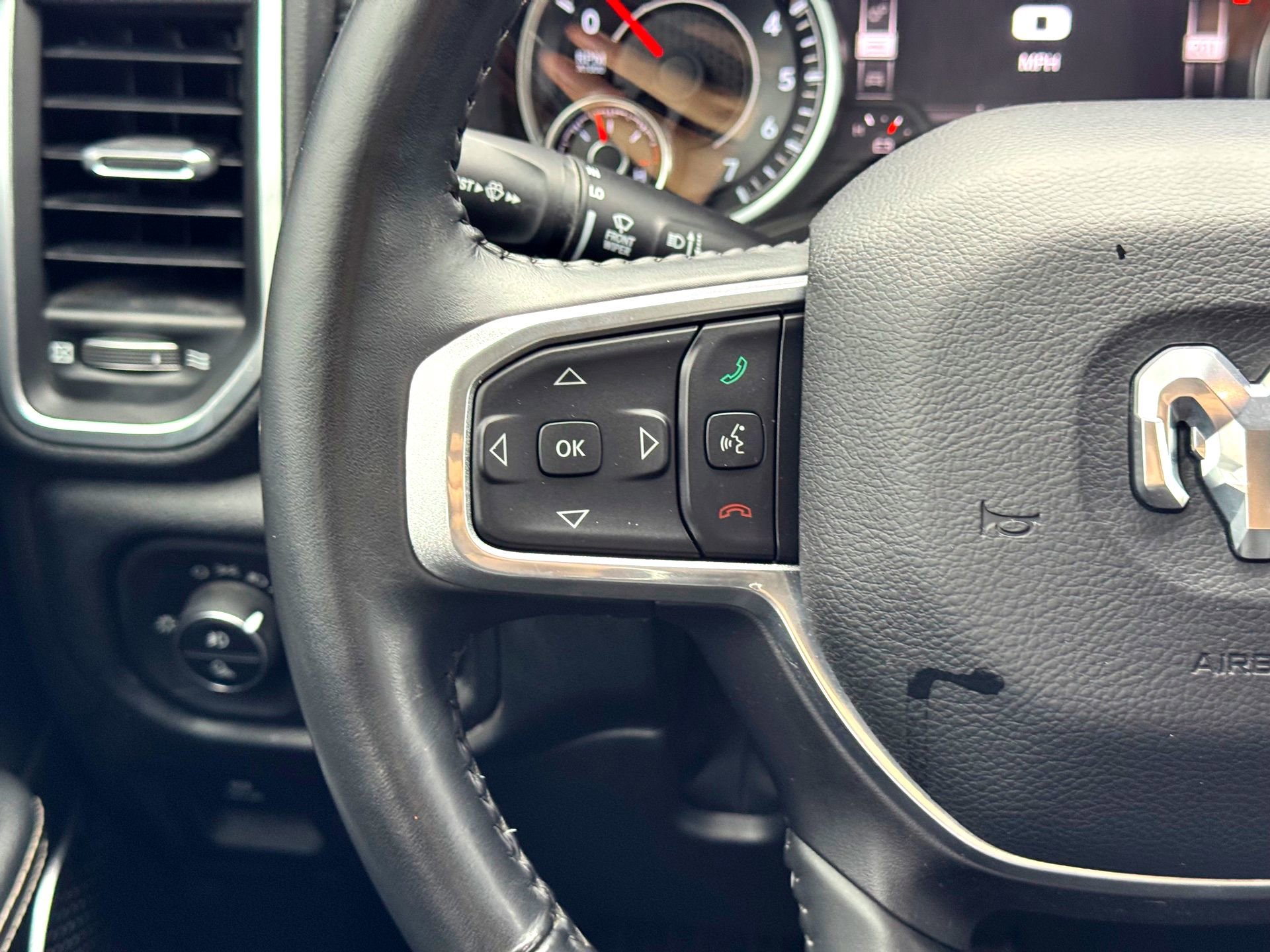 Used 2022 RAM 1500 Laramie image 22