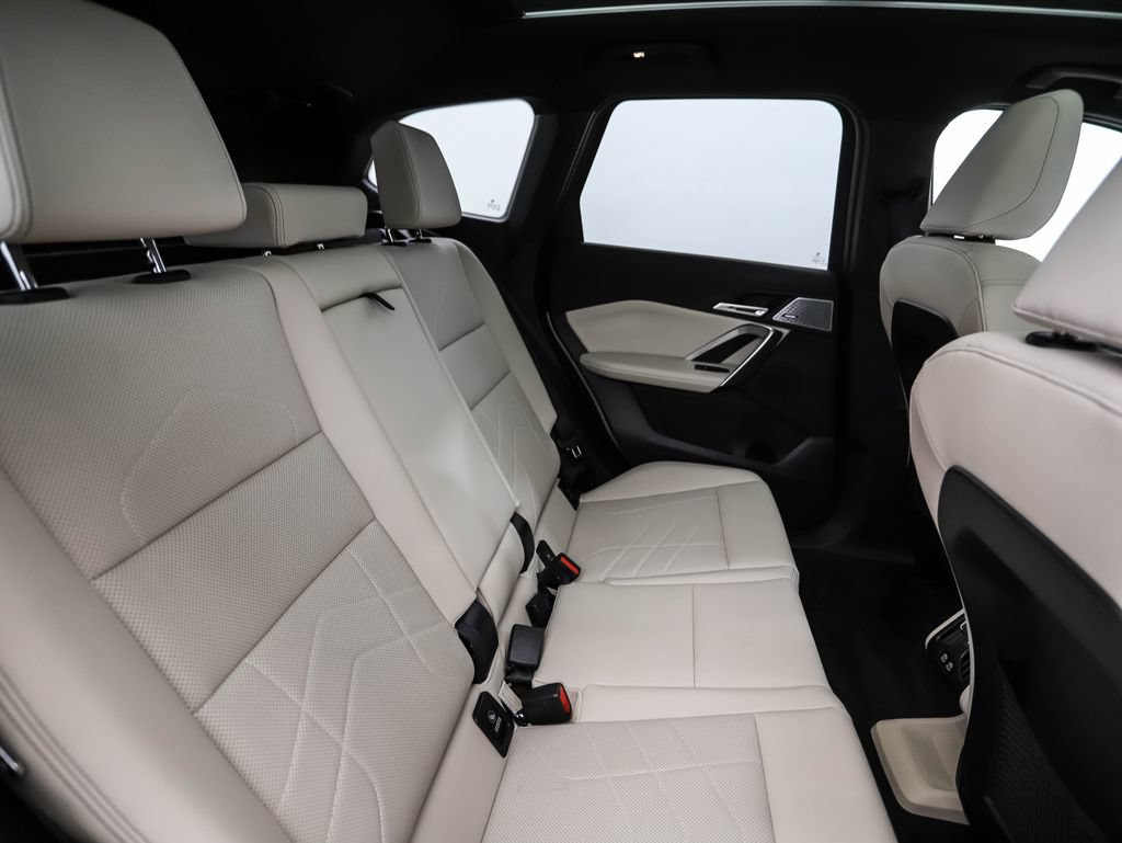 Certified 2023 BMW X1 xDrive28i w/ Premium Package AWD/4WD image 27