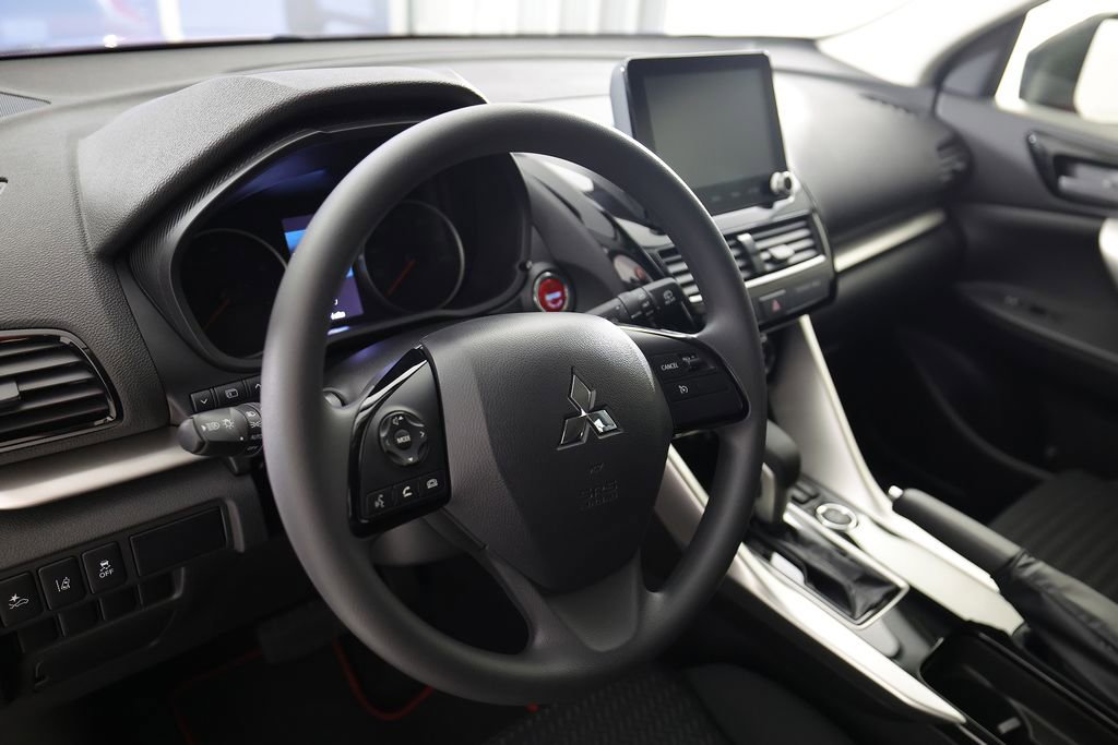 Used 2026 Mitsubishi Eclipse Cross Ralliart AWD/4WD image 16