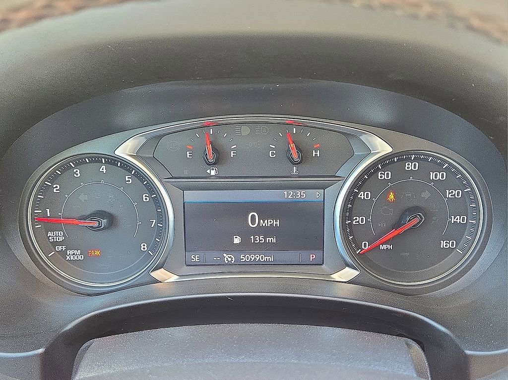 Used 2024 GMC Terrain SLT image 27