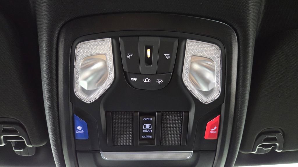 New 2026 RAM 1500 4x4 Crew Cab image 24