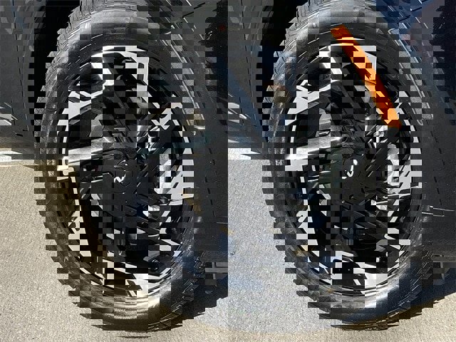 Used 2023 Kia Sportage SX image 8