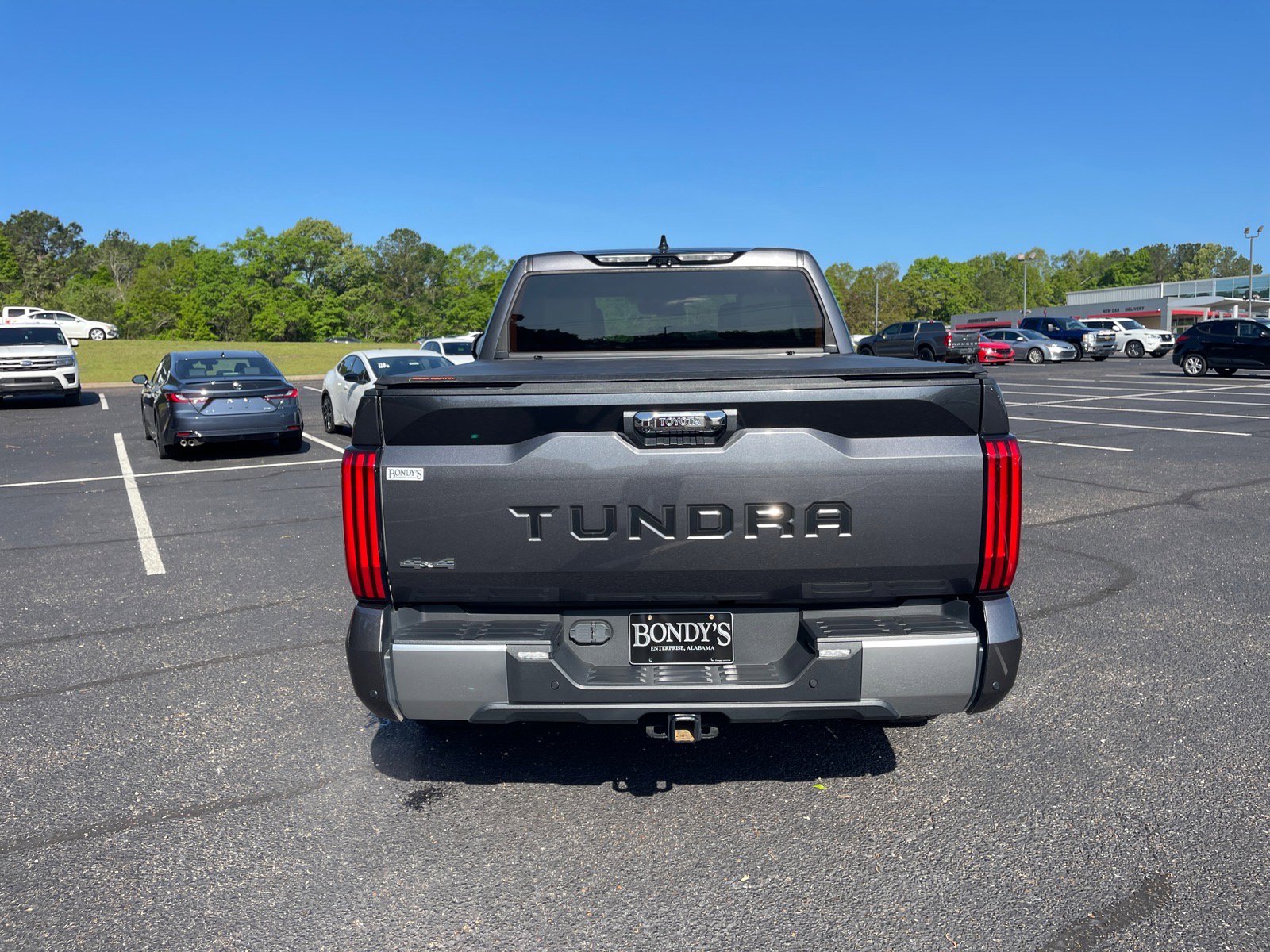 Used 2023 Toyota Tundra Limited image 15