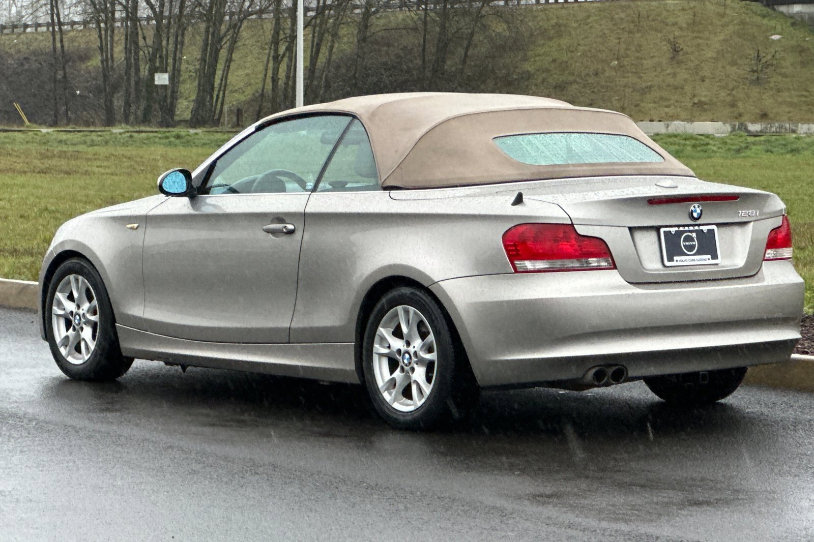 Used 2009 BMW 128i Convertible image 5