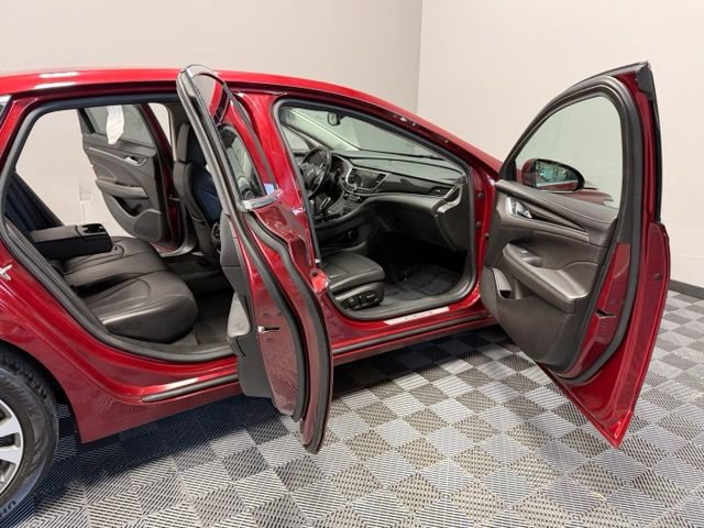 Used 2017 Buick LaCrosse Essence FWD image 21