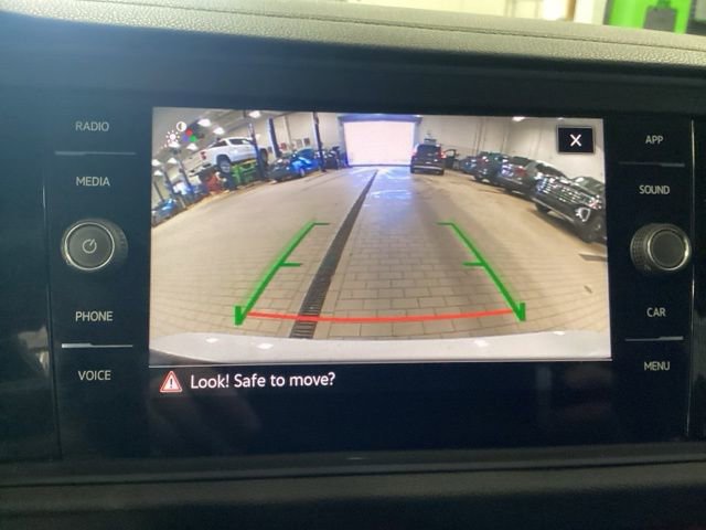 Used 2024 Volkswagen Jetta GLI 40th Anniversary Edition image 10