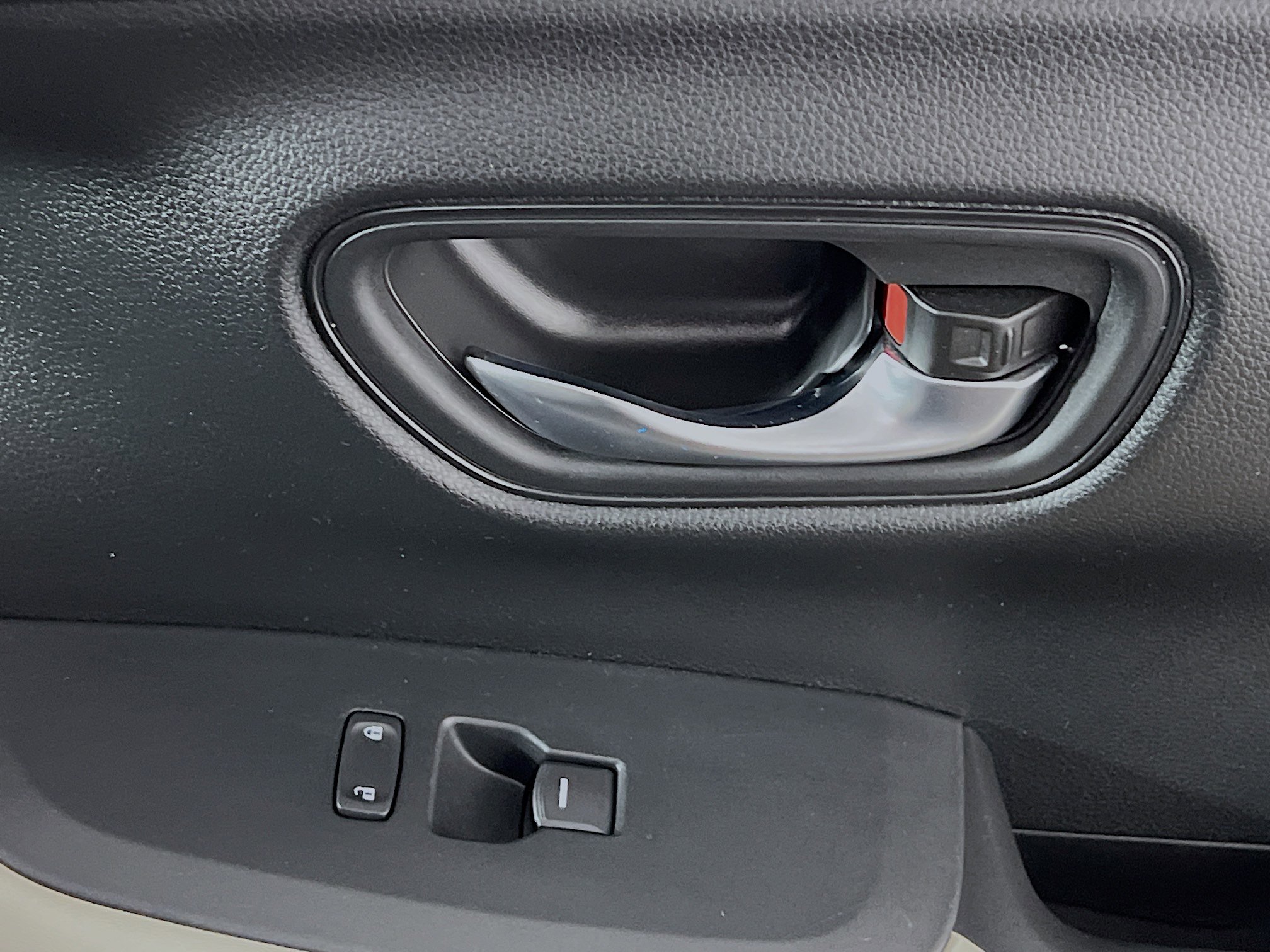 Used 2023 Honda HR-V LX image 32