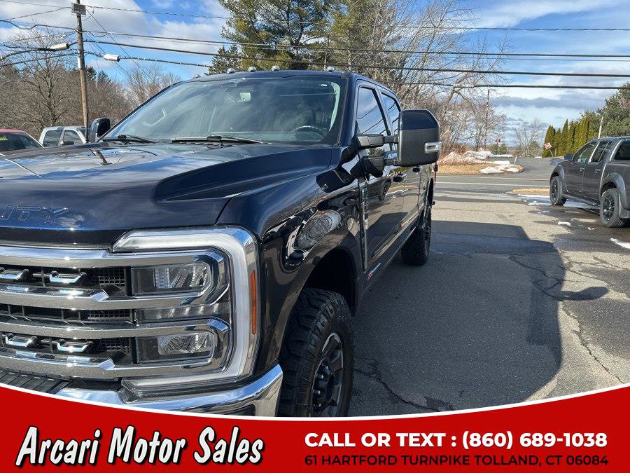 Used 2023 Ford F250 Lariat image 9