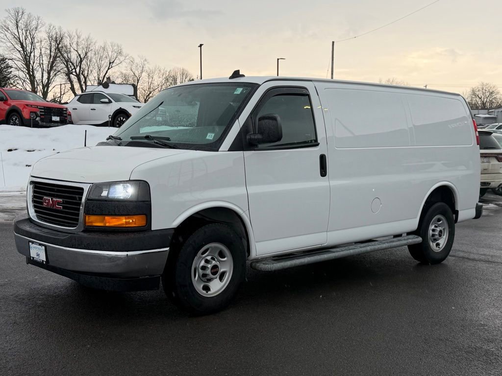 Used 2019 GMC Savana 2500 w/ Driver Convenience Package image 3