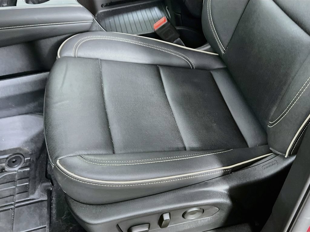 Certified 2025 Chevrolet Suburban Premier AWD/4WD image 20
