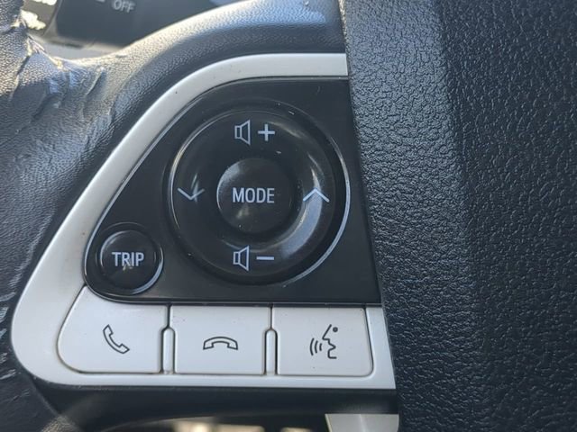 Used 2018 Toyota Prius Prime Advanced image 22