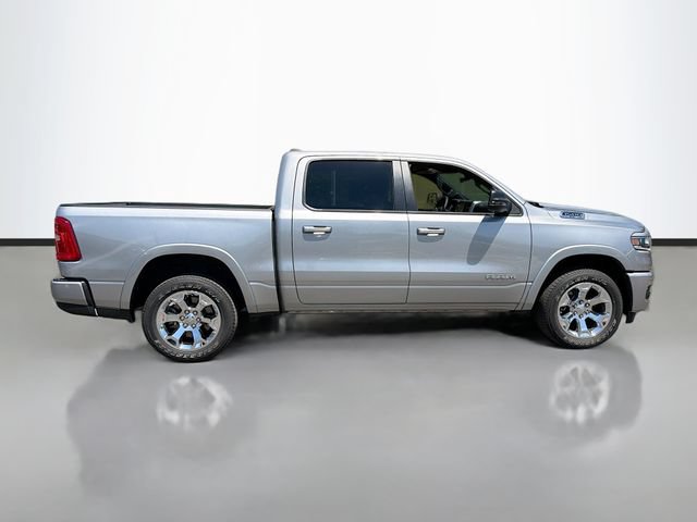 Used 2025 RAM 1500 Big Horn AWD/4WD image 4