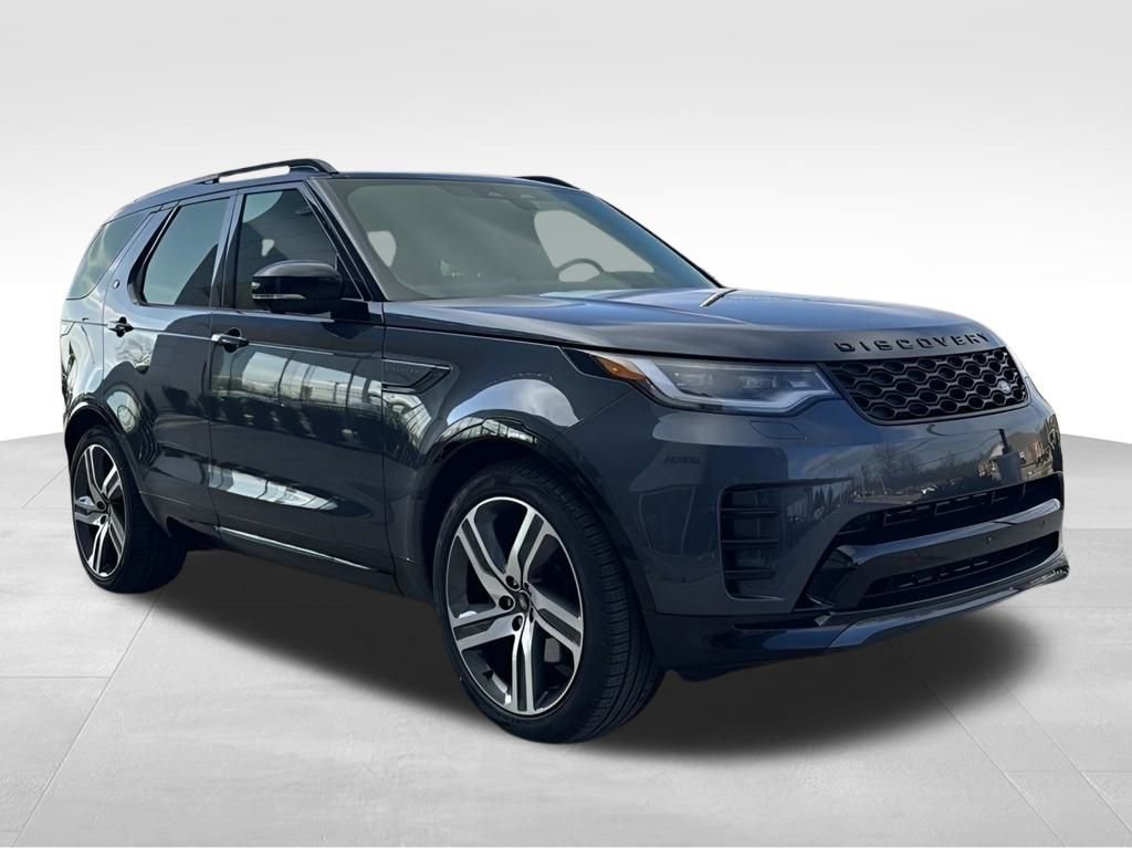 New 2024 Land Rover Discovery Dynamic SE image 2