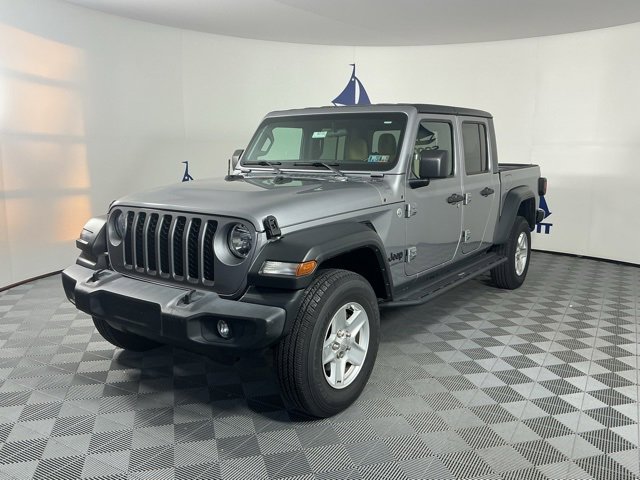 Used 2020 Jeep Gladiator Sport w/ Quick Order Package 24S image 3