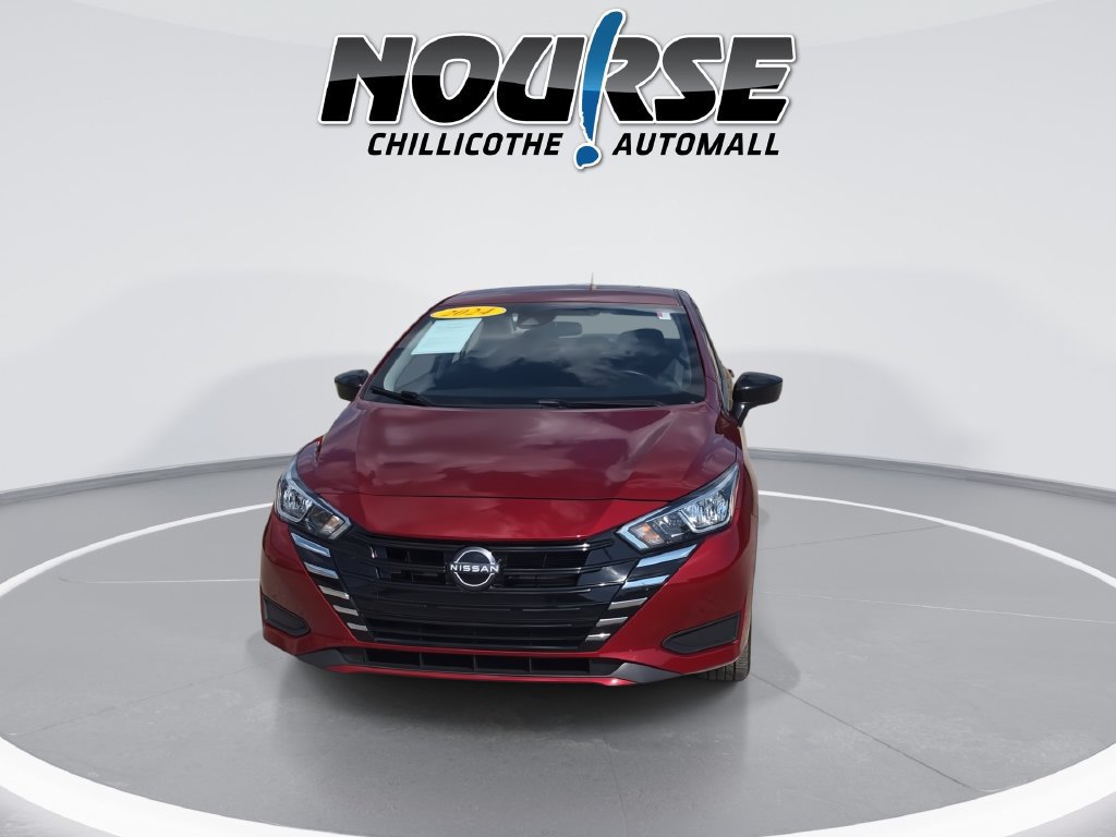 Used 2024 Nissan Versa SV FWD image 3