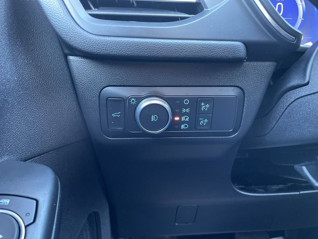 Used 2022 Ford Escape Titanium image 24