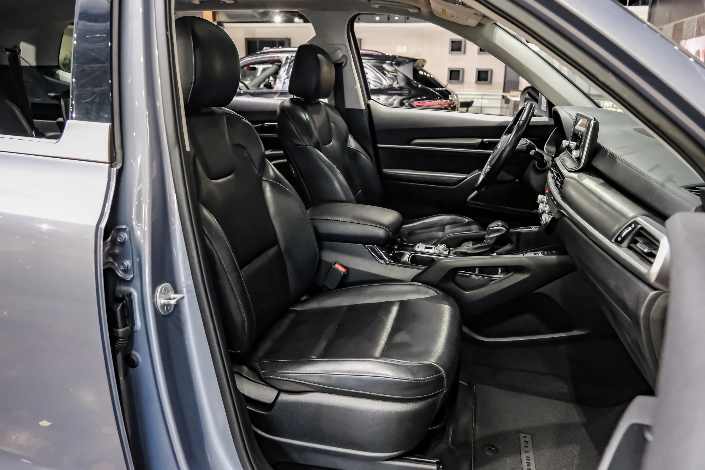 Used 2021 Kia Telluride S AWD/4WD image 38
