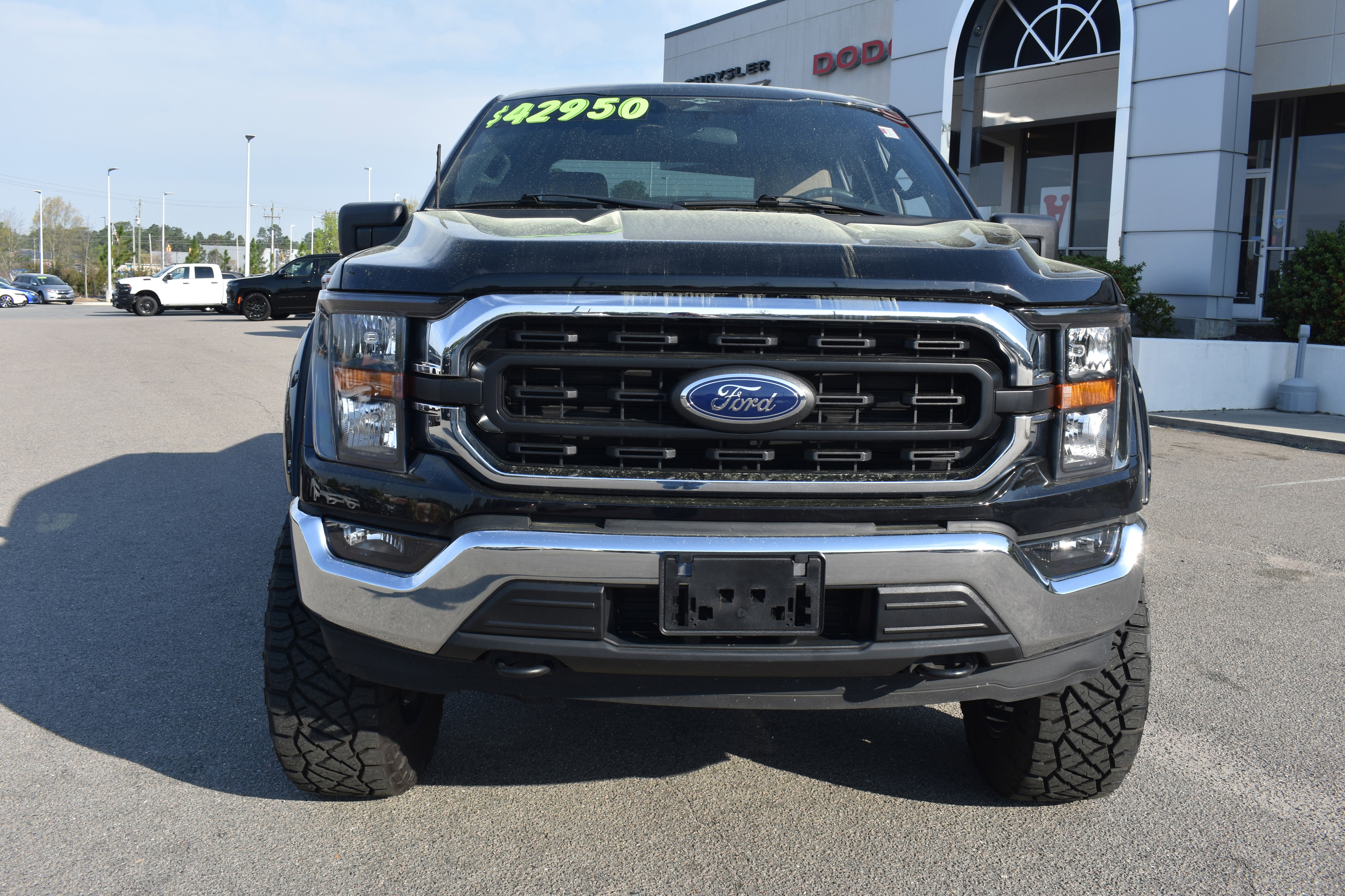 Used 2023 Ford F150 XLT image 4