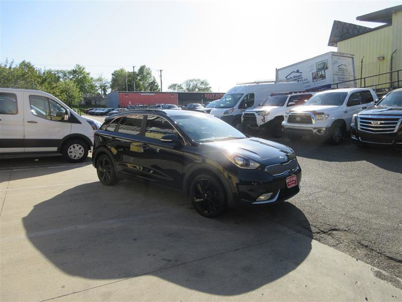 Used 2019 Kia Niro S Touring FWD image 9