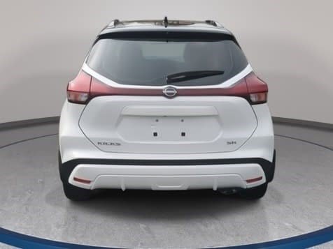 Used 2023 Nissan Kicks SR w/ SR Premium Package image 6
