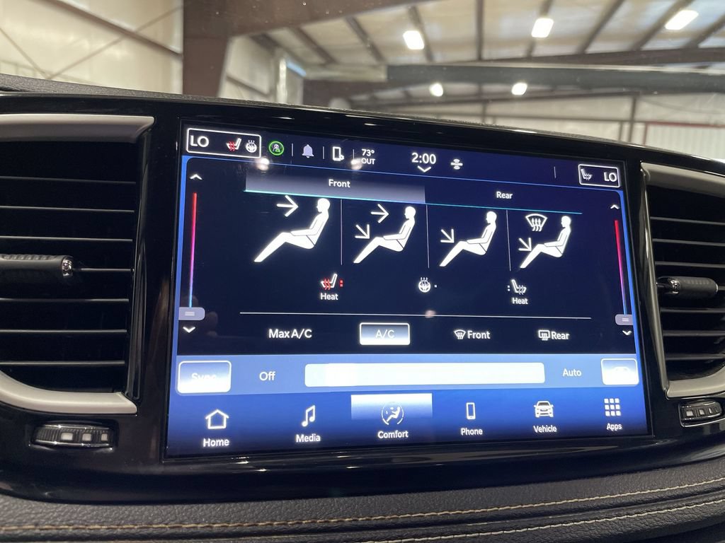 Used 2023 Chrysler Pacifica Touring-L AWD/4WD image 20