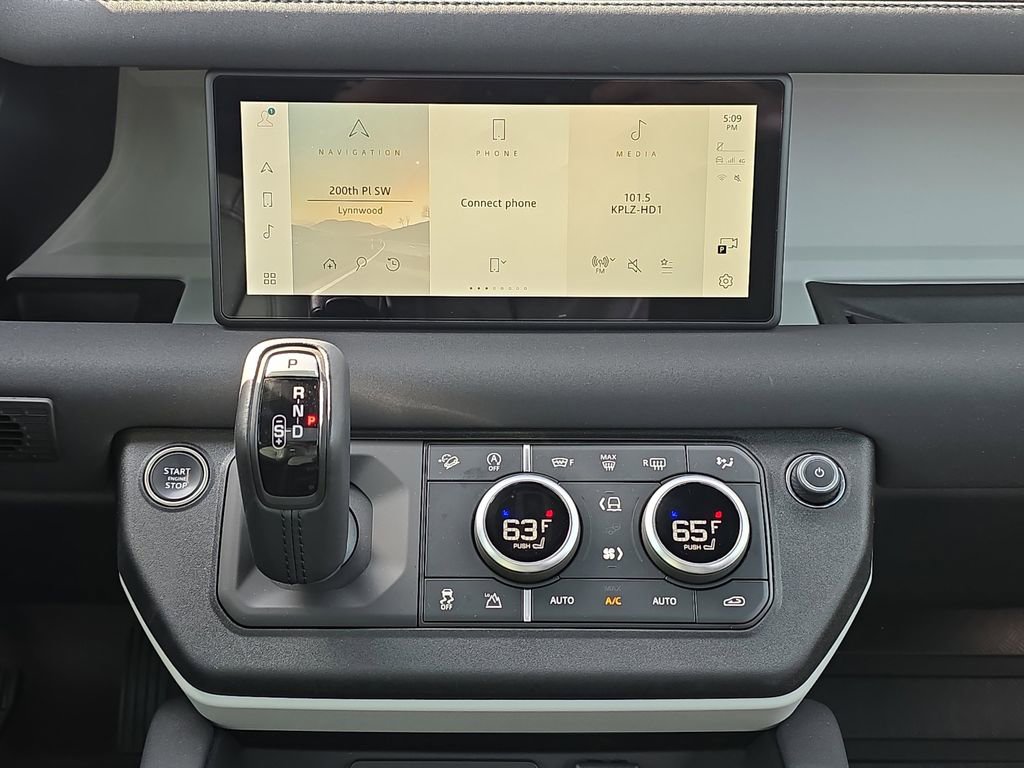 Certified 2023 Land Rover Defender 110 S AWD/4WD image 22