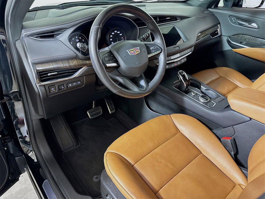 Certified 2023 Cadillac XT4 Sport image 7