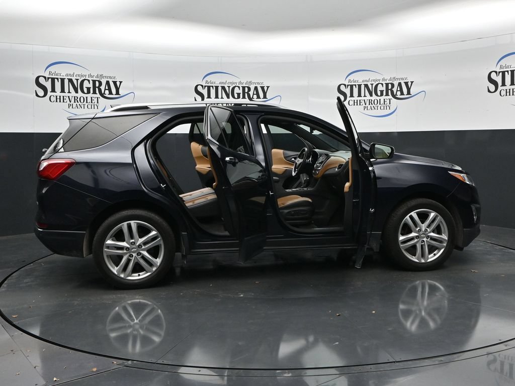 Used 2021 Chevrolet Equinox Premier FWD image 36
