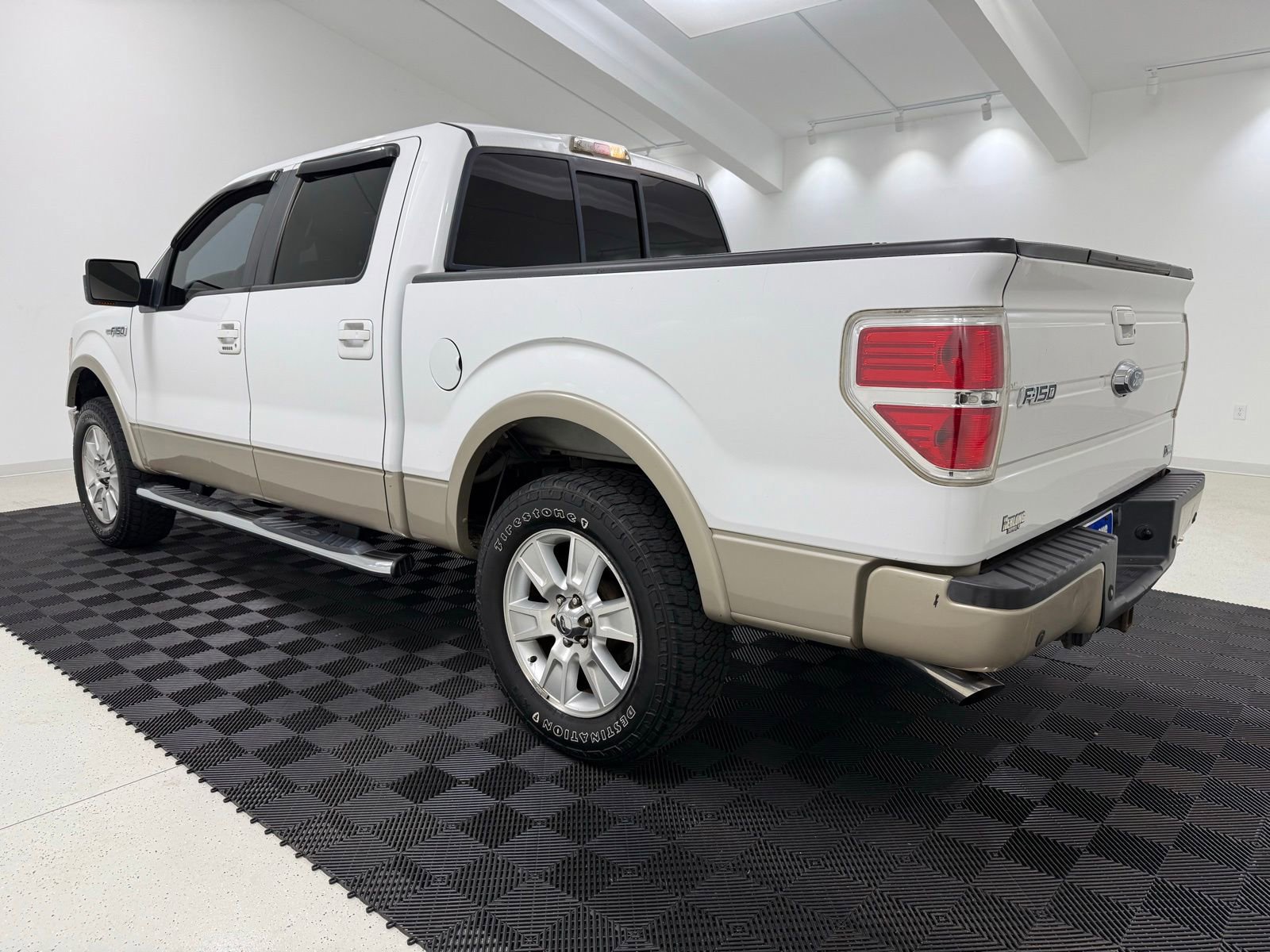 Used 2010 Ford F150 Lariat RWD image 5