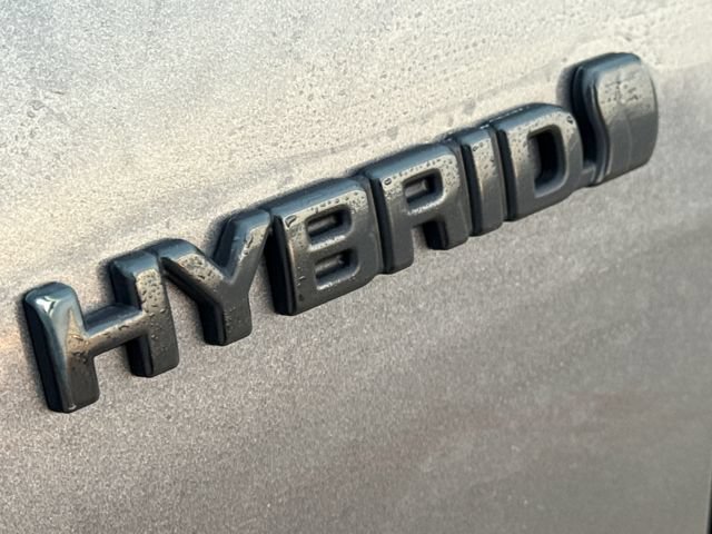 Used 2019 Toyota RAV4 XLE w/ Convenience Package AWD/4WD image 6