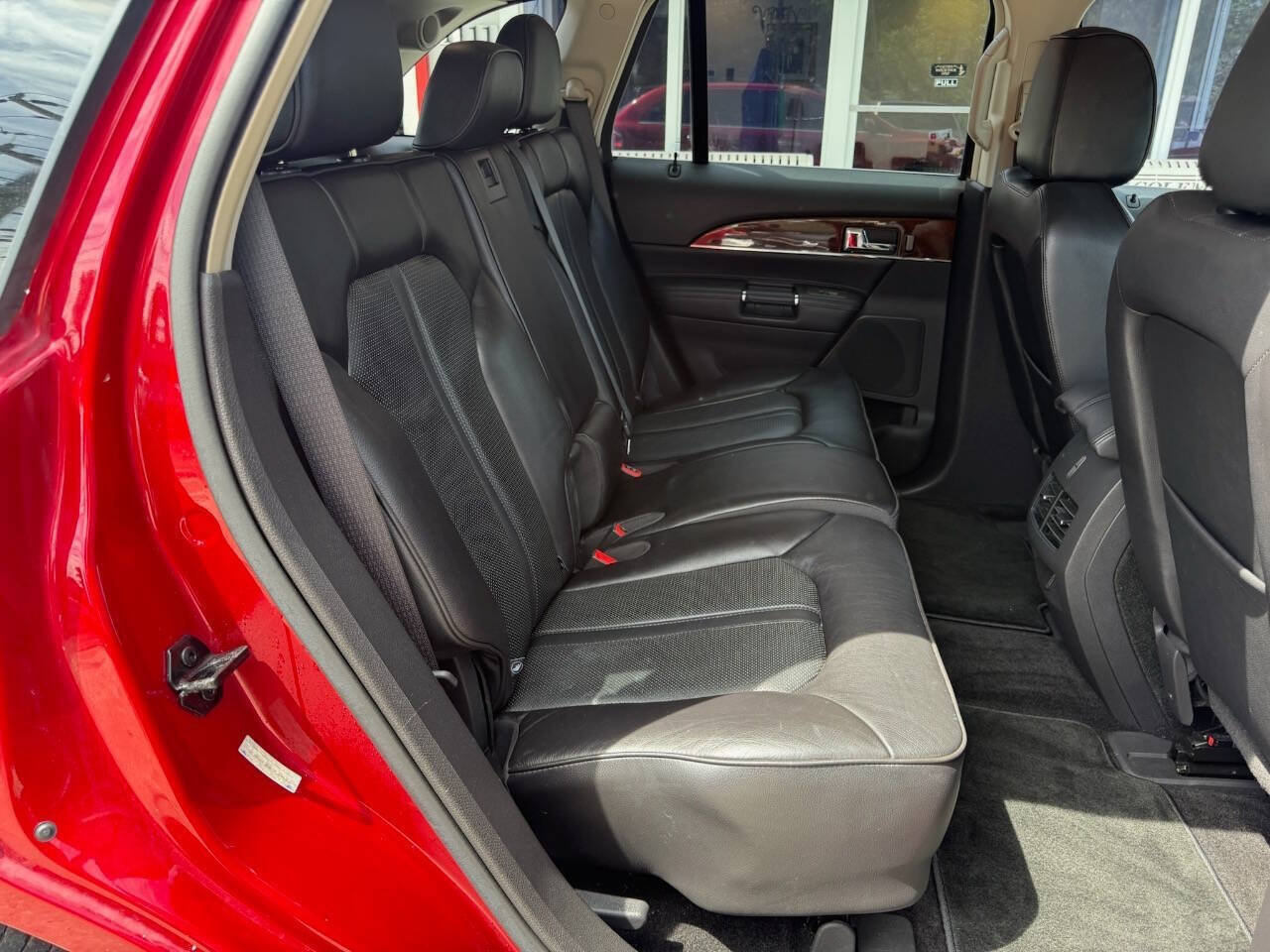 Used 2012 Lincoln MKX AWD image 12