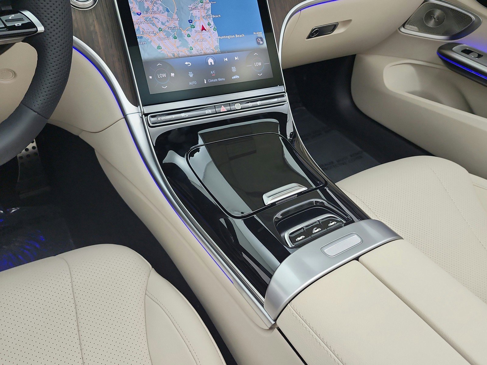 New 2026 Mercedes-Benz CLE 450 4MATIC Cabriolet image 13