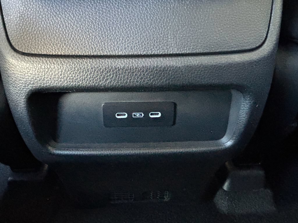 Used 2024 Honda Pilot LX image 20