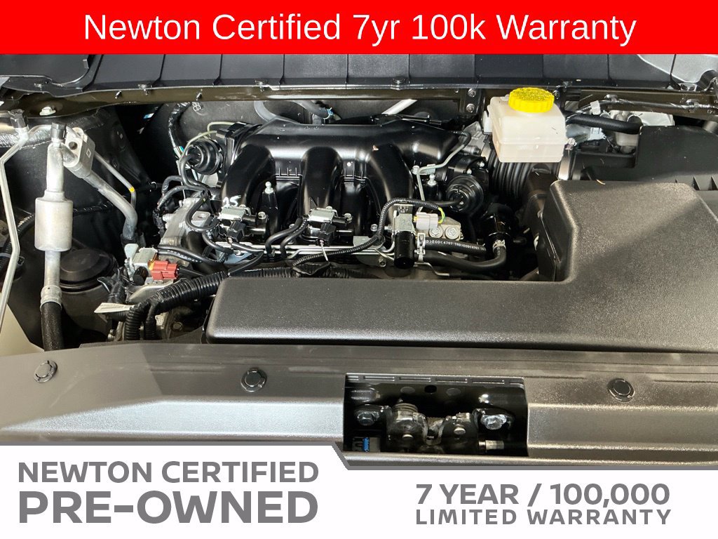Used 2025 Nissan Pathfinder SL AWD/4WD image 47
