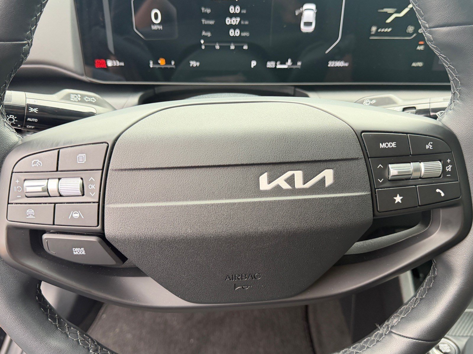 Used 2025 Kia K4 EX FWD image 39