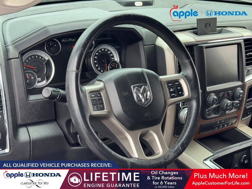 Used 2014 RAM 1500 Laramie RWD image 10