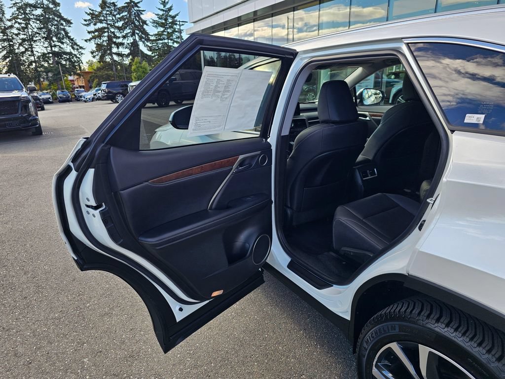 Used 2022 Lexus RX 450hL AWD w/ Premium Package image 16