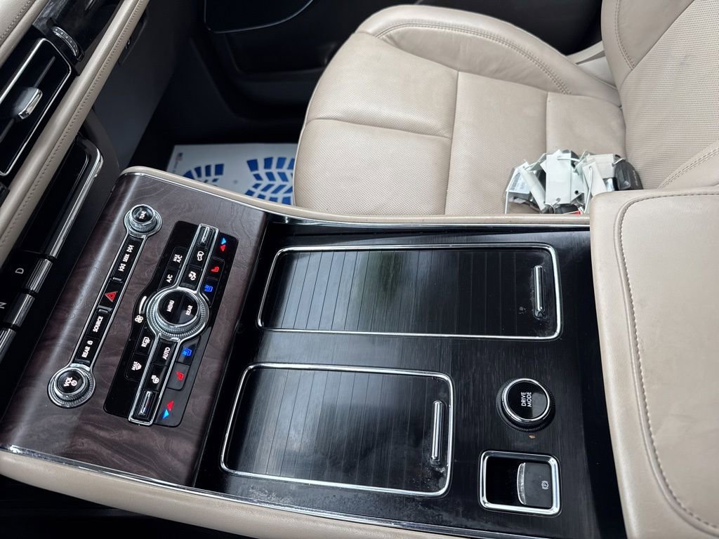 Used 2023 Lincoln Aviator Reserve w/ Elements Package Plus image 32