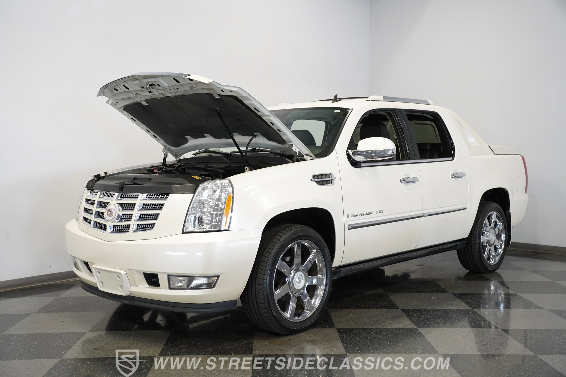 Used 2009 Cadillac Escalade EXT image 32