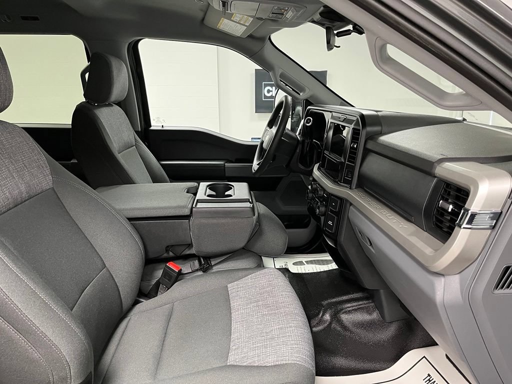 Used 2025 Ford F250 XLT w/ FX4 Off-Road Package AWD/4WD image 57