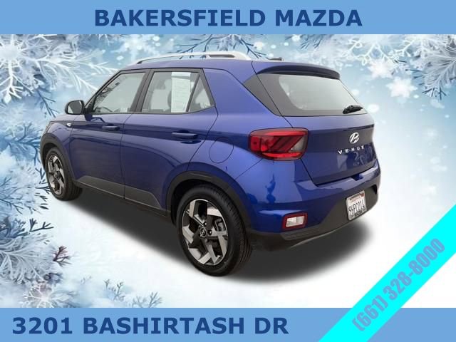 Used 2023 Hyundai Venue SEL w/ Cargo Package image 3