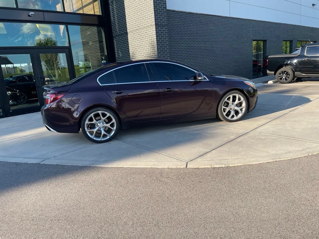 Used 2017 Buick Regal GS w/ Driver Confidence Package #2 AWD/4WD image 4