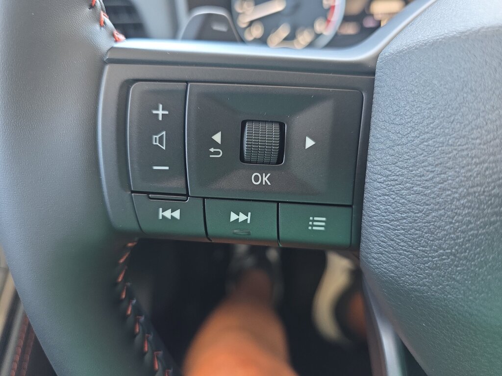 New 2026 Nissan Rogue SV AWD/4WD image 10