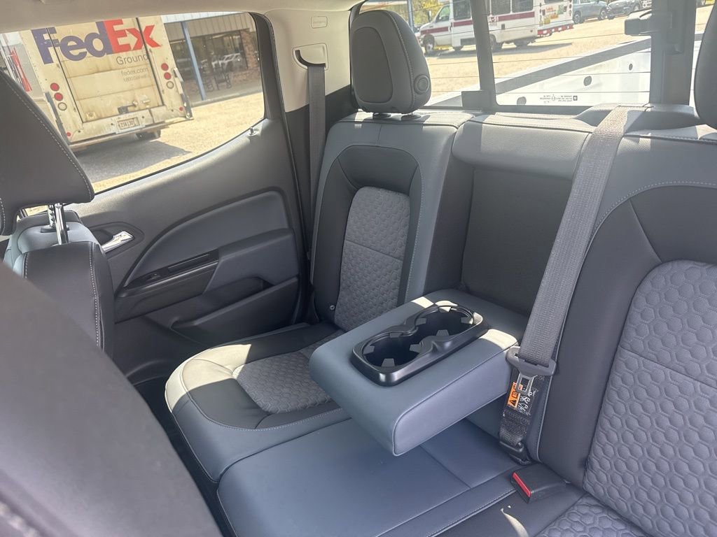 Used 2022 Chevrolet Colorado Z71 image 13